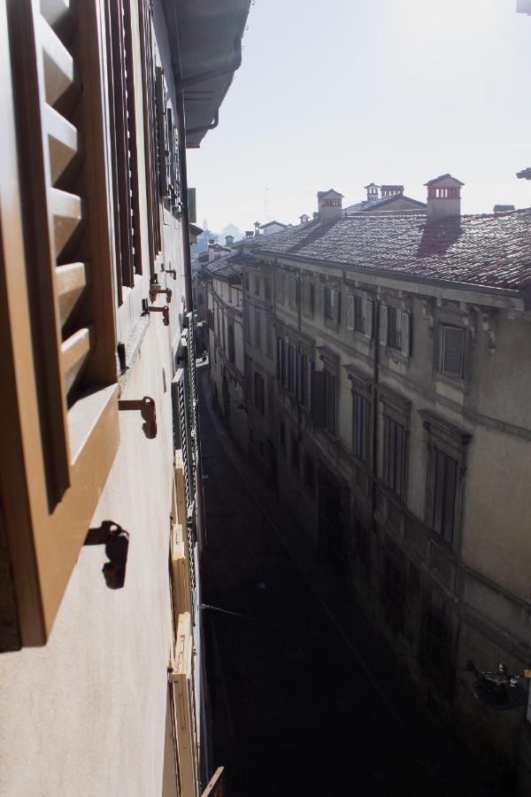 Nur 2 Casa Vacanze Bergamo Via Pignolo 外观 照片